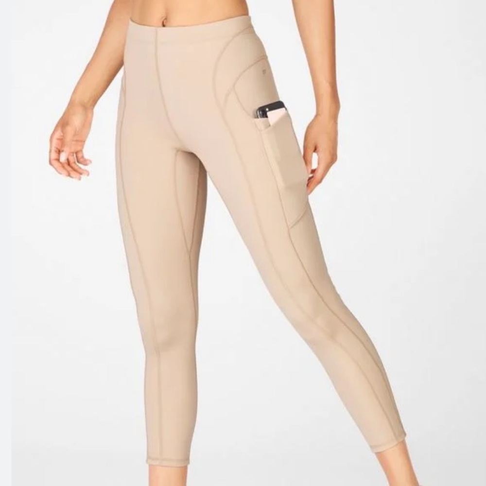 Fabletics High-Waisted Motion365® Pocket 7/8 Legging